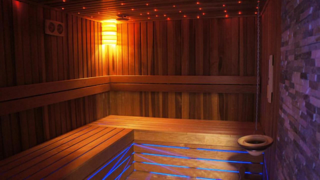 Tagore Spa Aparthotel Балатонфюред Экстерьер фото