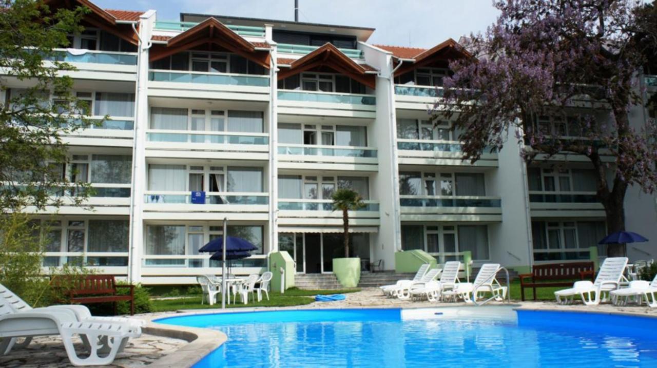 Tagore Spa Aparthotel Балатонфюред Экстерьер фото